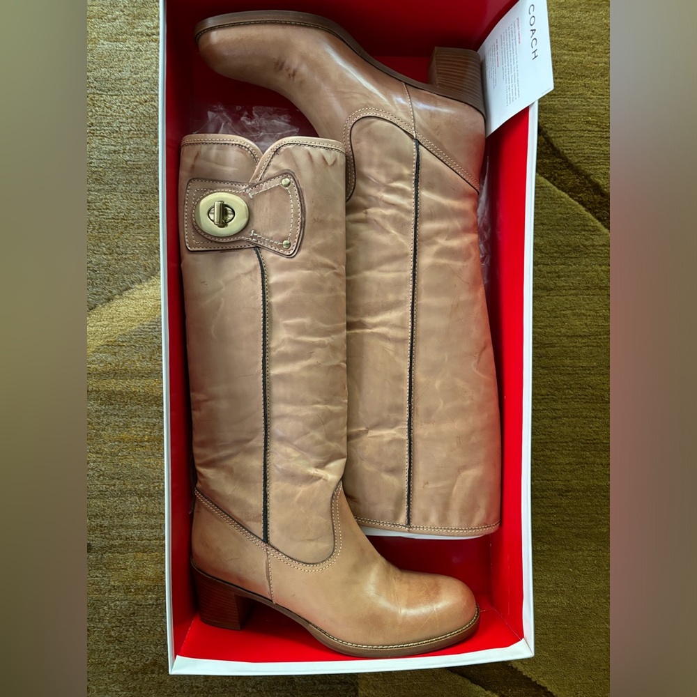 Coach Burnished Calf Boots in Light Tan. Reed Krakoff. Made in Italy. Size 8